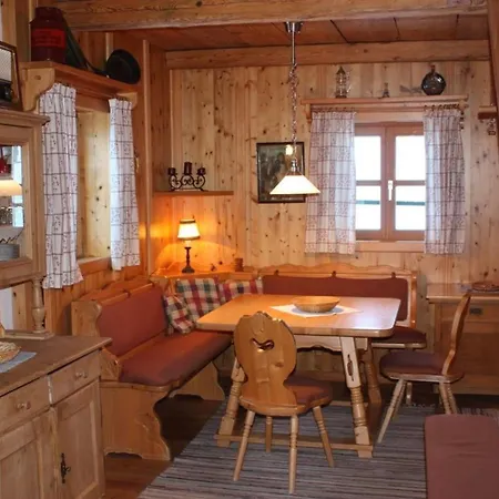 بيت للعطل Stallerhuette