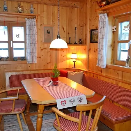 Stallerhuette Semesterbostad *